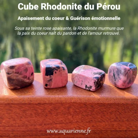 Pierre du chakra du coeur, la Rhodonite aide à dissoudre la colère, ouvre à l'amour.
