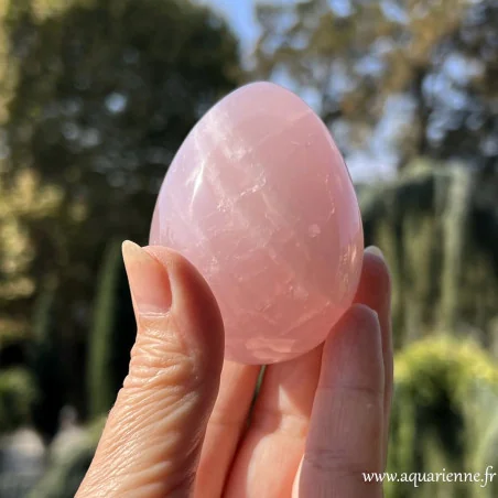 Œuf en Quartz rose – pièce unique 240 g sur Aquarienne Boutique