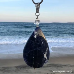 Pendentif Sodalite Accord Intérieur Goutte n°01 – vue d’ensemble