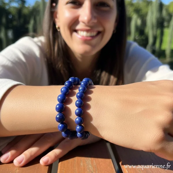 Bracelets Sodalite Aquarienne Boutique portés au poignet