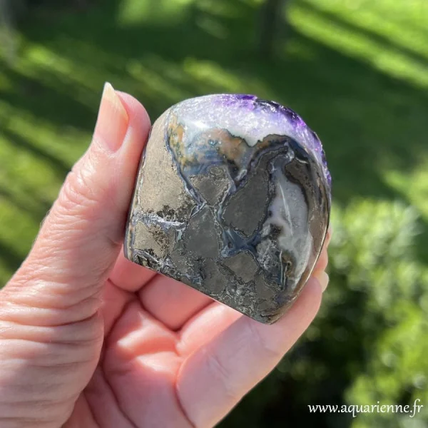 Améthyste naturelle Uruguay pièce unique full body dos poli