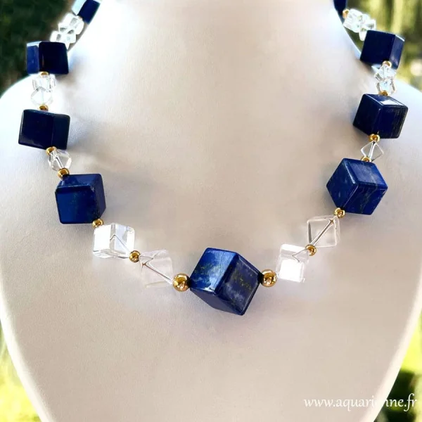 Collier "Cosmique" en lapis lazuli cristal de roche et plaqué or bijou création