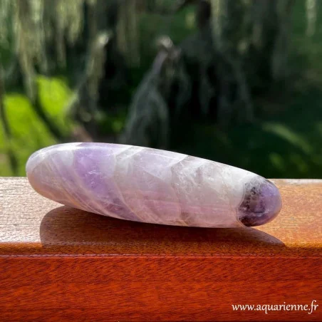 améthyste rubanée lithothérapie baguette