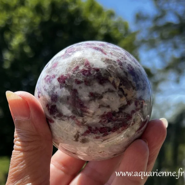 Sphère en Rubellite sur Quartz pièce unique de Madagascar