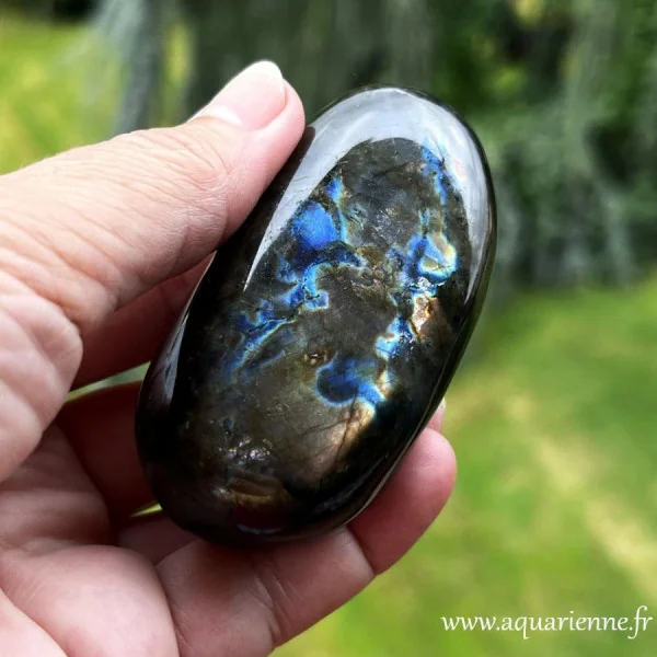 Labradorite de Madagascar 145 g – galet poli pièce unique Aquarienne