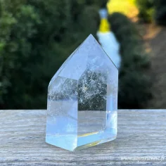 Pointe de Quartz clair Cristal Maître Isis – 328g, 8,9cm - Pièce unique telle que sur les photos