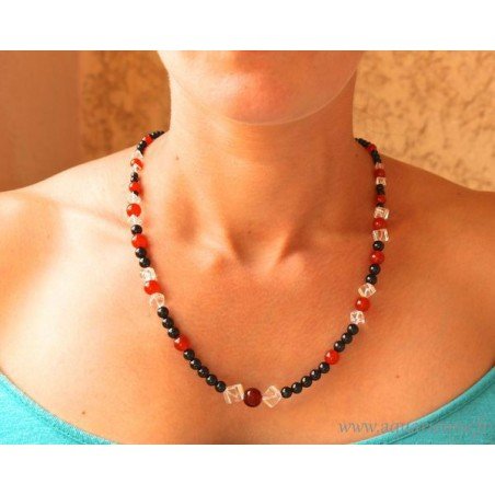 Collier "Enthousiasme" en Onyx noir, Cornaline et Cristal de Roche