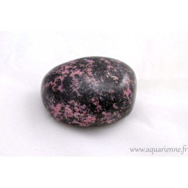 Galet en Rhodonite