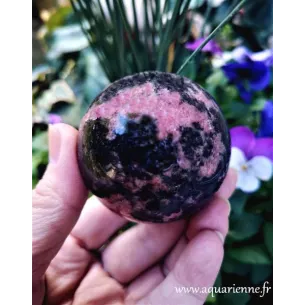 Sphère en Rhodonite de Madagascar