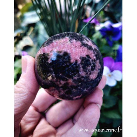 Sphère en Rhodonite de Madagascar