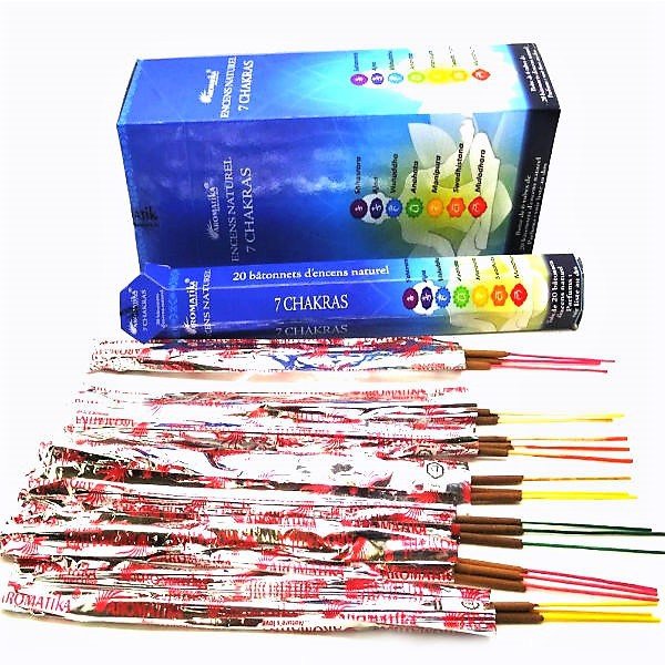 Encens Aromatika 7 chakras 20 sticks boîte hexagonale ≡ Aquarienne.fr