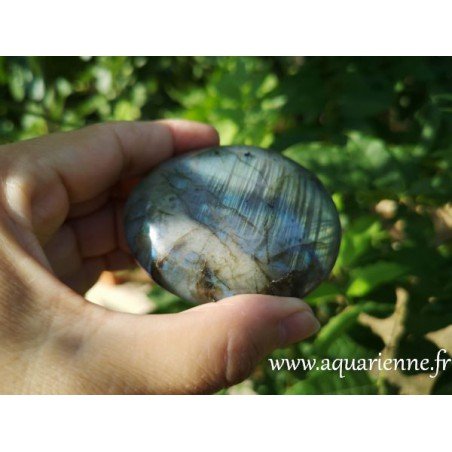 Labradorite naturelle - protection attaques pyschiques ≡ aquarienne.fr