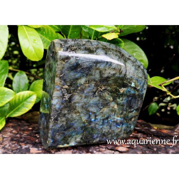 Labradorite pierre de protection attaques pyschiques ≡ aquarienne.fr