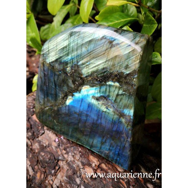 Labradorite pierre de protection attaques pyschiques ≡ aquarienne.fr