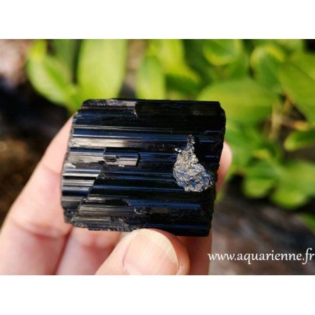 Tourmaline noire pierre de protection