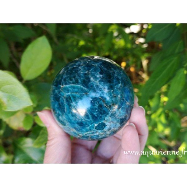 Apatite bleue sphère ø 7 cm- Revitalisation·Motivation ≡ Aquarienne.fr
