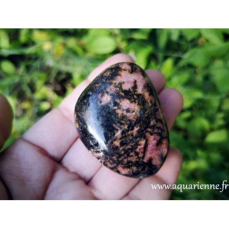 Rhodonite galet - Vertus de la Pierre sur la Boutique Aquarienne.fr