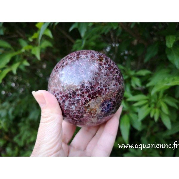 Sphère de Grenatite - roche rare - sur Boutique Aquarienne.fr
