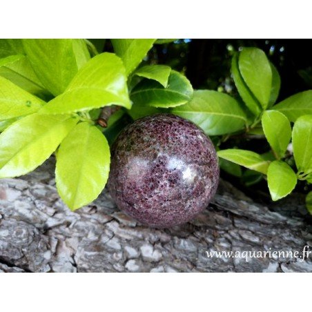 Sphère de Grenatite - roche rare - sur Boutique Aquarienne.fr
