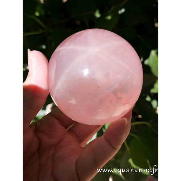 Sphère Quartz rose étoilé Pierre d'Amour ≡ Aquarienne.fr