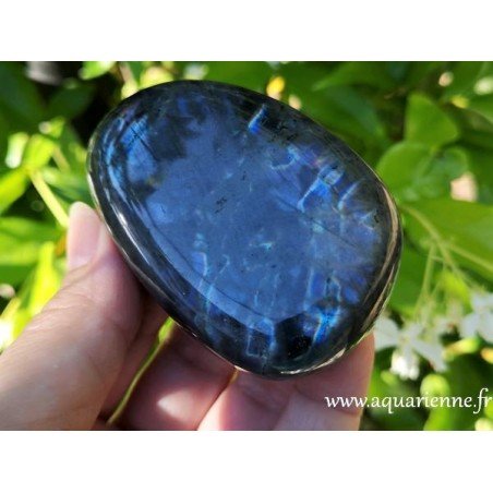 Labradorite naturelle - protection attaques pyschiques ≡ aquarienne.fr