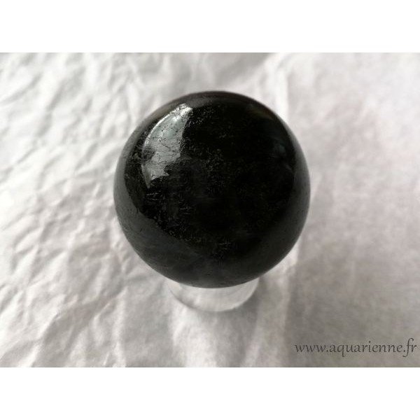 Tourmaline noire sphère ø 55mm - Ancrage - Protection ≡ Aquarienne.fr