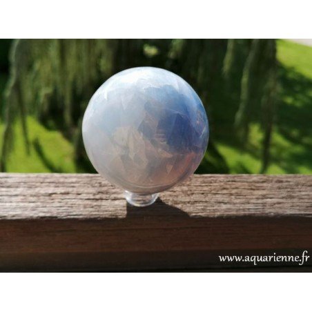Calcite bleue de Madagascar Sphère ø7 cm