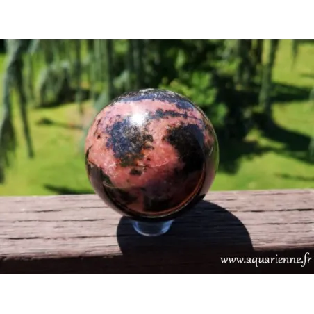 Rhodonite sphère polie ø 65 mm