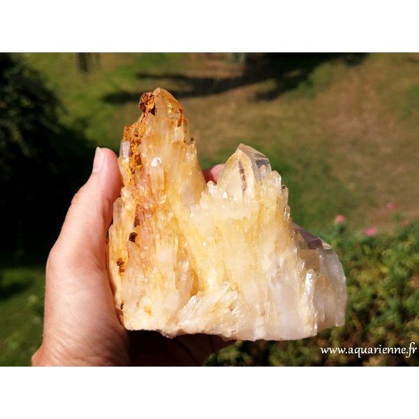 Quartz Céleste de Madagascar · Macle 810 g
