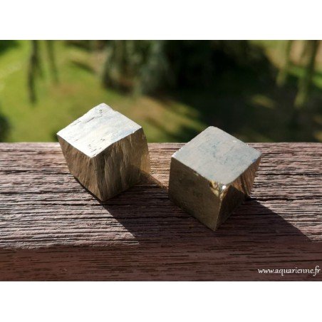 Cube de Pyrite brute