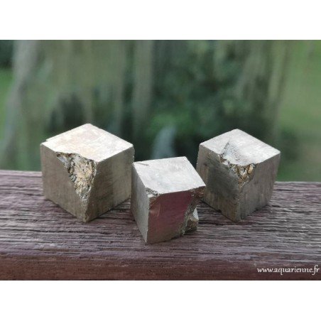 Cube de Pyrite brute