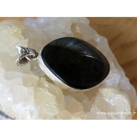 Pendentif obsidienne œil céleste monture argent 925. L’œil Céleste est la plus puissante des Obsidiennes.