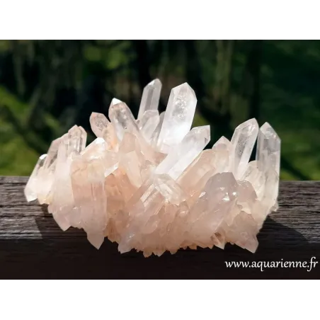 Groupe de pointes de Quartz hématoïde de Madagascar. Belle druse de 11cm pour collectionneur ou thérapeute.