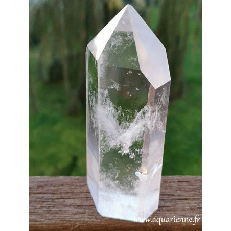 Lumineuse et grande pointe quartz Isis de 138 mm, pièce unique que vous pouvez commander en ligne dès maintenant