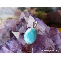 Pendentif Argent et cabochon ovale de Larimar de République dominicaine, pierre bleue qui insuffle la sérénité. Pièce Unique