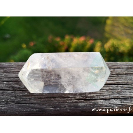 Double pointe quartz à fantôme Fuchsite sur une extrémité. 92 grammes - 7 cm de long - origine : Madagascar - pièce unique.