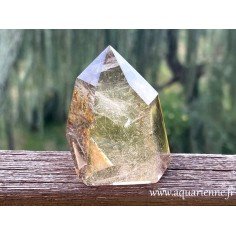 Pointe de Quartz fumé de Madagascar de 7,9 cm de haut, pesant 265g. Pierre d'ancrage et de protection. Pièce unique.