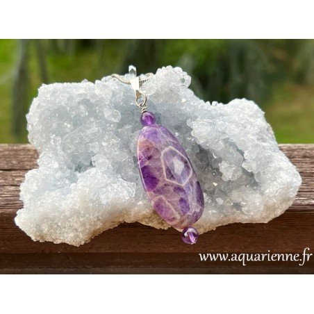 Pendentif Améthyste chevron et argent. Bijou création Aquarienne, pièce unique que vous pouvez acheter dès maintenant.