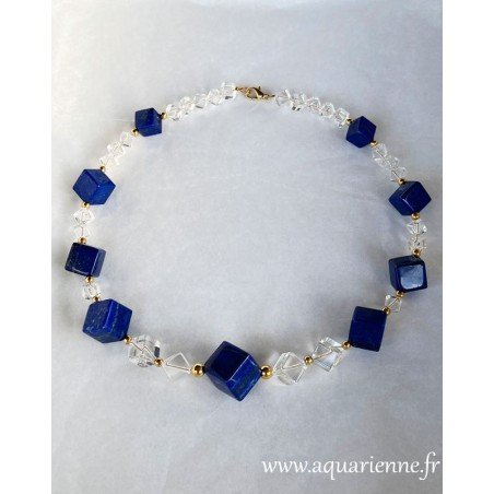 Collier "cosmique" - Lapis lazuli, Cristal de roche, plaqué Or. Intuition, vérité, pouvoir personnel. Pièce unique.