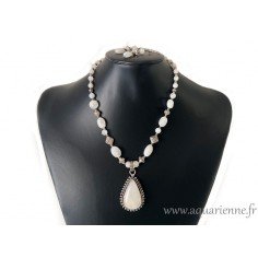 Collier avec pendentif et boucles d'oreilles en pierre de lune - Parure bijoux "Splendeur". Artisanat Inde.