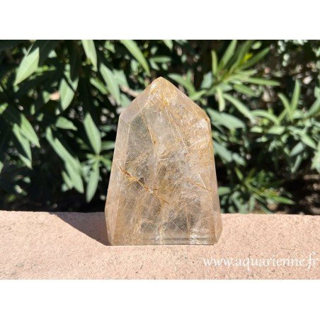 Quartz rutilé, pointe de 11,5 cm juste repolie à la main. Lumineuse pièce unique que vous pouvez acheter dès maintenant.