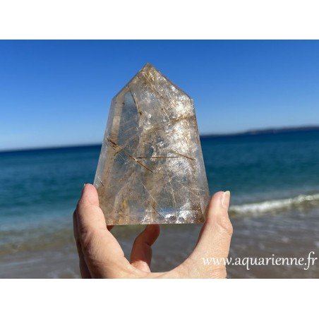 Quartz rutilé, pointe de 11,5 cm juste repolie à la main. Lumineuse pièce unique que vous pouvez acheter dès maintenant.