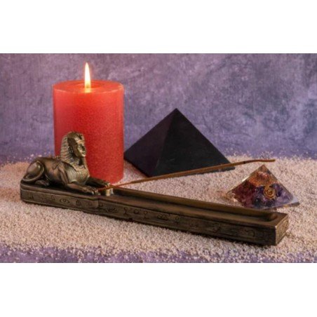 Shungite noire, pyramide à poser dans l'espace de vie ou professionnel pour protection électromagnétique et énergétique