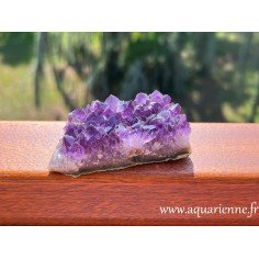 Druse Améthyste d'Uruguay d'un violet profond. Apaise le stress, remplace l'anxiété par des énergies de paix. Pièce unique.