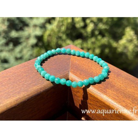 Bracelet Amazonite de Russie, qualité AA. Boules de 5 à 6mm d'un superbe vert turquoise, pour cette pierre apaisante.