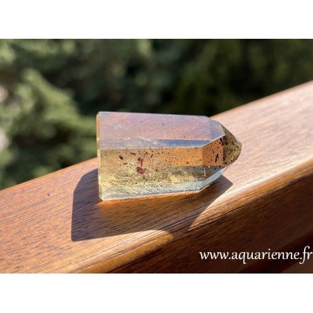 Authentique citrine de Madagascar (non chauffée). Pointe de 46 mm à inclusions d'Hématite. Pour collection, lithothérapie...