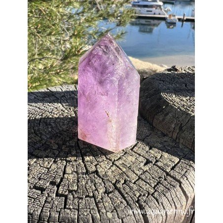 Double pointe quartz améthyste avec inclusions. Pierre d'équilibre et de protection qui favorise l'évolution. Pièce unique.