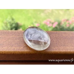 Galet de quartz fumé de Madagascar : 5 cm|53g. Le quartz fumé est une puissante pierre d'ancrage et de protection. Pièce unique.