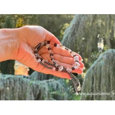 Trésor d'ancrage, collier perles de cristal de roche en cubes, et perles rondes d'hématite et de quartz fumé. Bijou création.