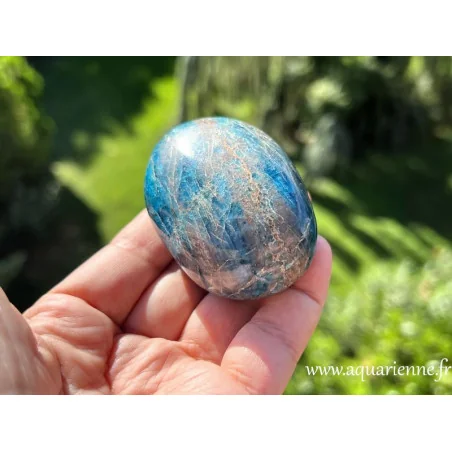 Pour inspiration, motivation, détermination, méditation. Galet en Apatite bleue de 178g, tel que sur les photos.